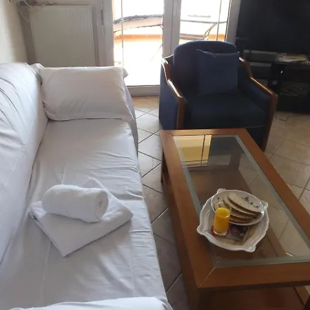 Peramos Queen Apartment Nea Peramos (Macedonia)